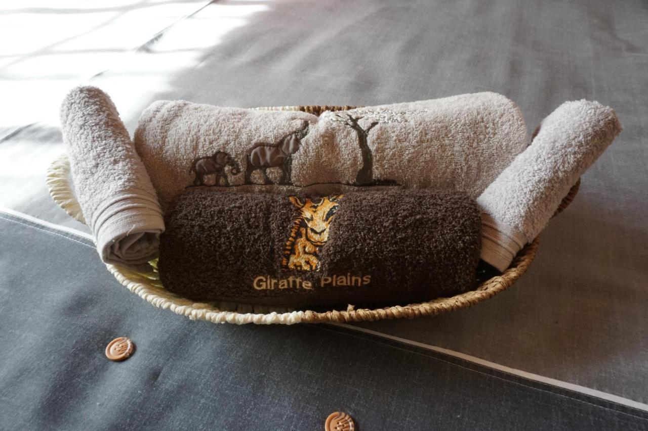 Giraffe Plains Villa Marloth Park Ngoại thất bức ảnh