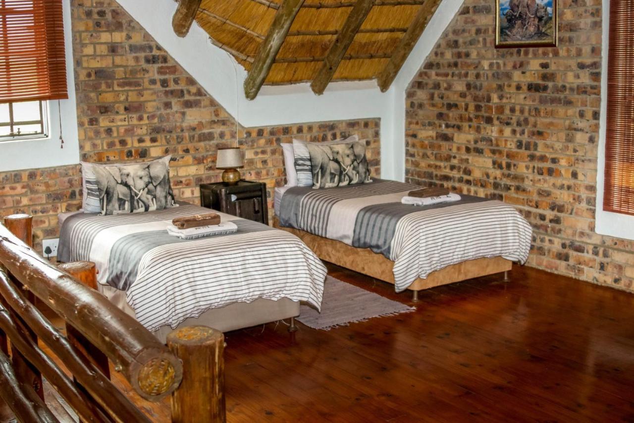Giraffe Plains Villa Marloth Park Ngoại thất bức ảnh