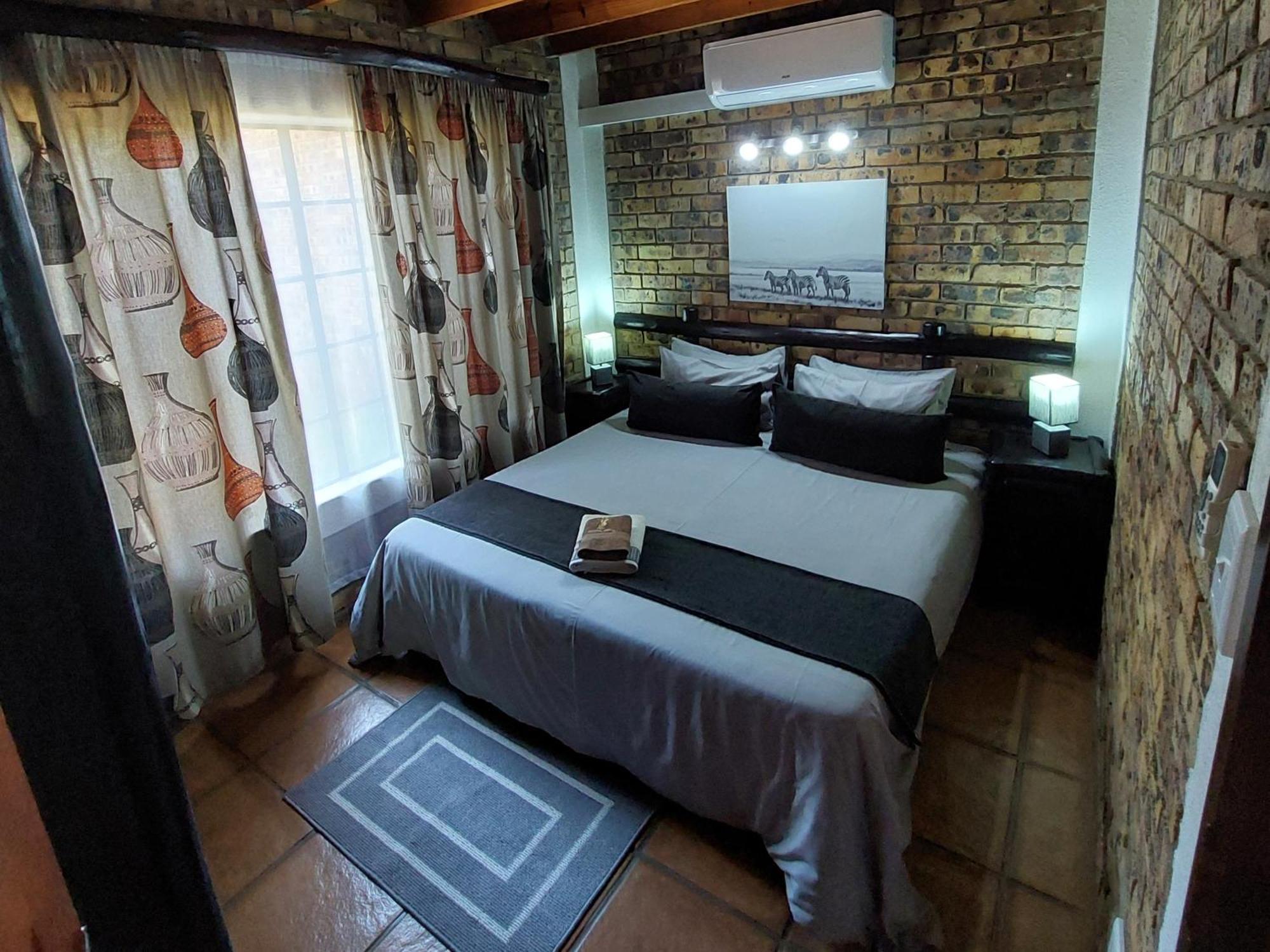 Giraffe Plains Villa Marloth Park Ngoại thất bức ảnh